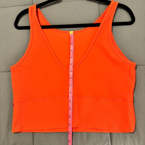 Lululemon Power Pivot Tank Top *Rib - Picture 2 of 5